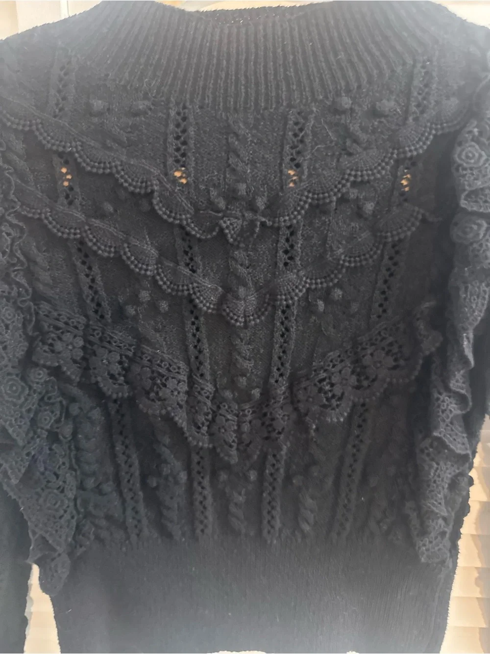Zara textured cable